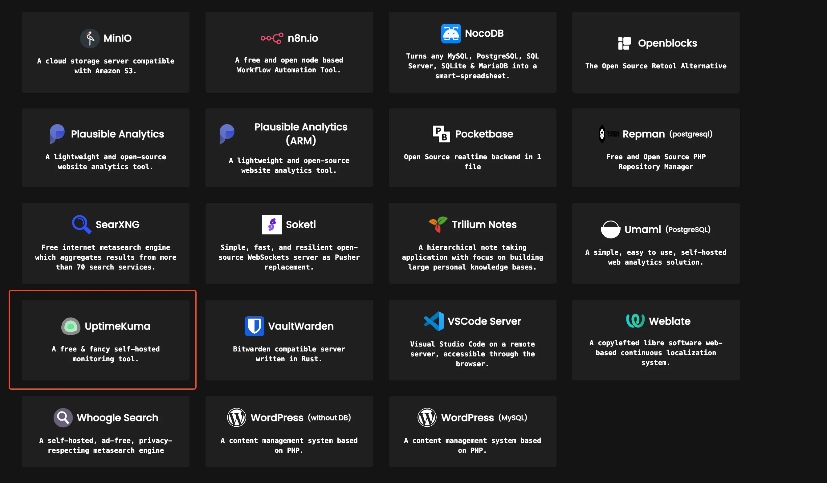 Lista de plantillas de servicio de Coolify con Uptime Kuma seleccionado